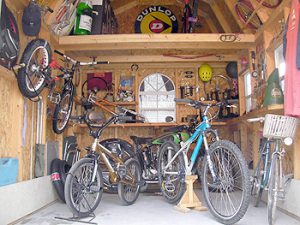 自転車置き場専用家屋