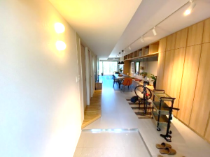 専用庭まで巨大なＬＤＫ