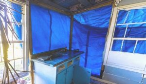 ブルーシートの活用